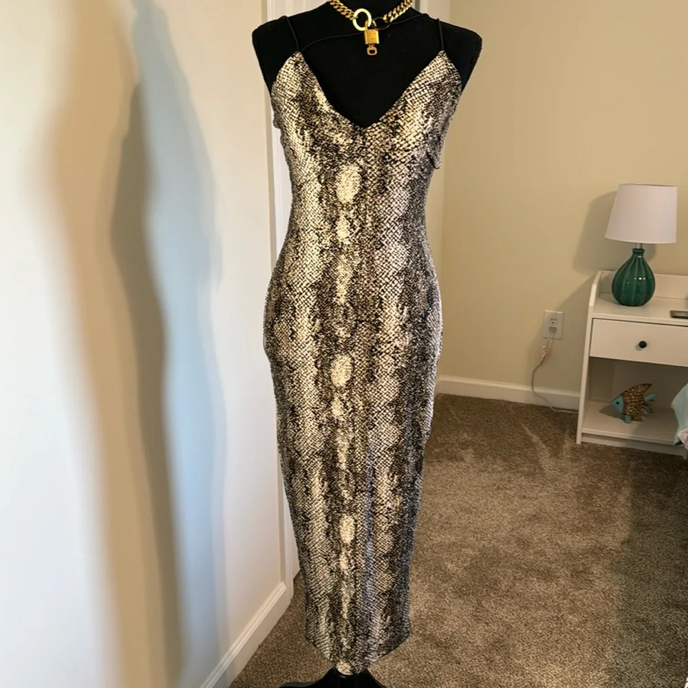 NWT Jluxlabel cobra Sylvia Diagonal strap dress S - Picture 2 of 5